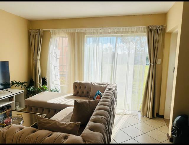 2 bed property to rent in NOORDWYK